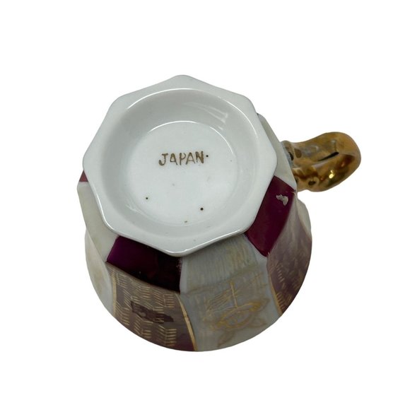 Vintage Beautifully Detailed Tea Cup in‎ Burgundy & Off White - Rose Design - Picture 6 of 6